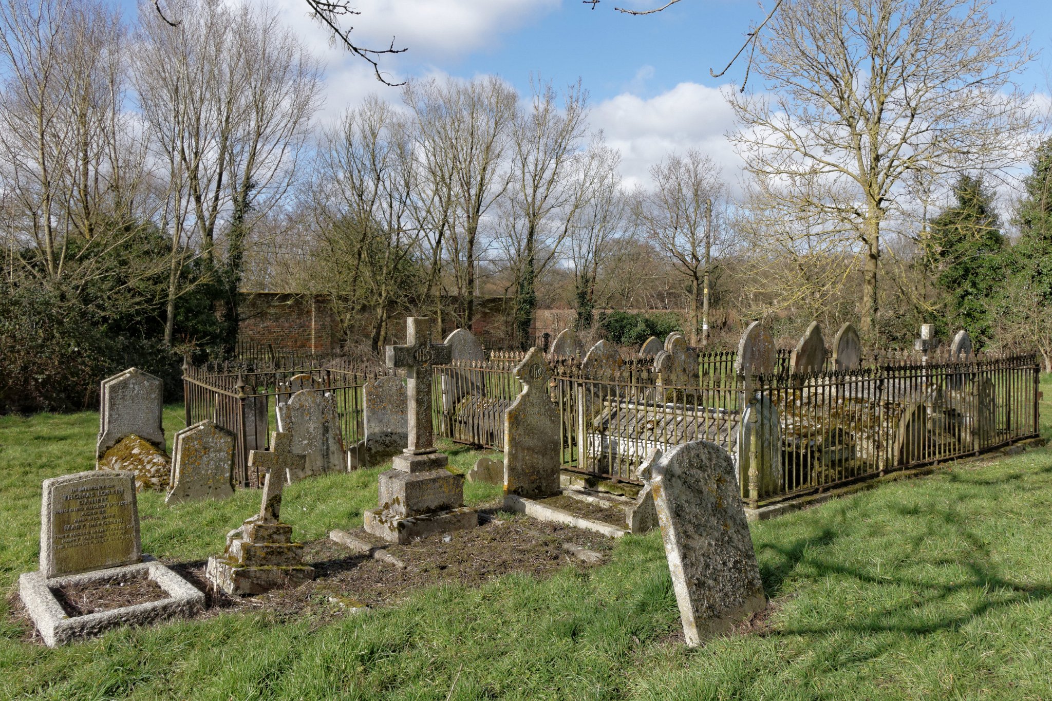 West Bergholt Piscina